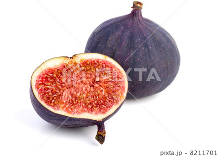 Whole and half fig 8211701