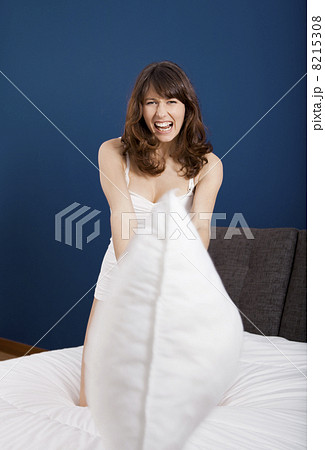 Pillow fight Pillow fight 8215308