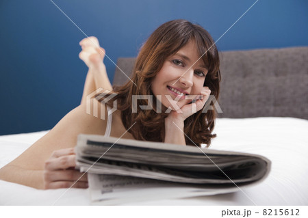 Reading the newspaper 8215612