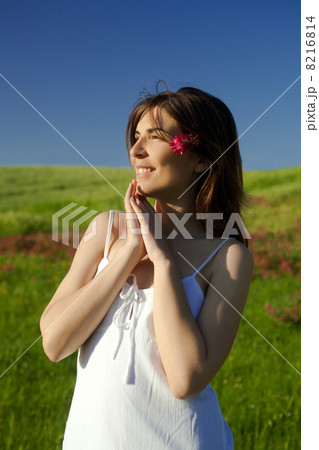 Beautiful young woman Beautiful young woman 8216814