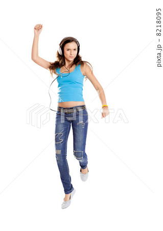 Dancing and Listen Music 8218095