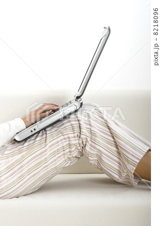 Homework with a laptop 8218096