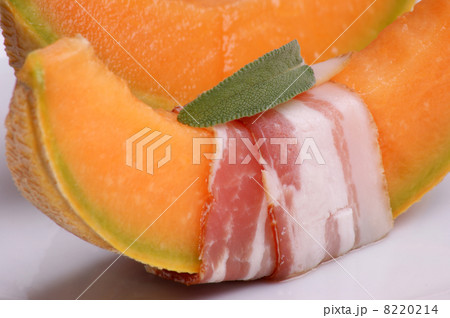 honeydew, honey melon with organic smoked bacon honeydew, honey melon with organic smoked bacon 8220214