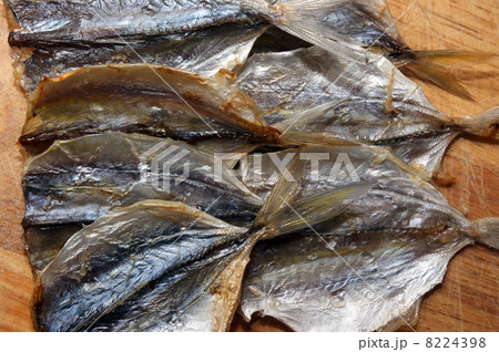 some organic and dried yellow stripe travelly 8224398
