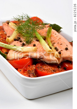 braised trout with organic tomato and onion 8225226