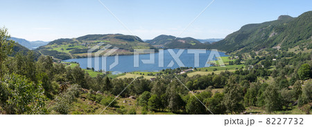 Lake Hetlandsvatnet (road 13, Rogaland, Norway) 8227732