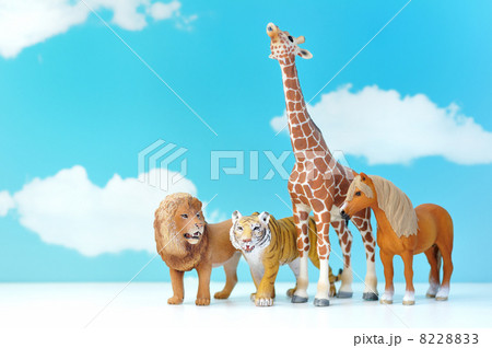 野生動物のミニチュア 8228833