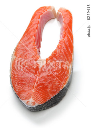 サーモンステーキ 8229418