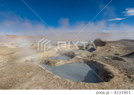 Mud geyser, Altiplano, Bolivia Mud geyser, Altiplano, Bolivia 8233901