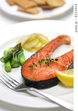 サーモンステーキ サーモンステーキ 8233924