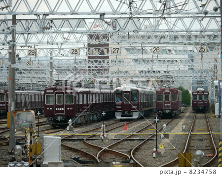 阪急電鉄　新1000系　1000F　誘導障害試験　構内試運転　2300系　2315F　2301F　正雀車庫 8234758