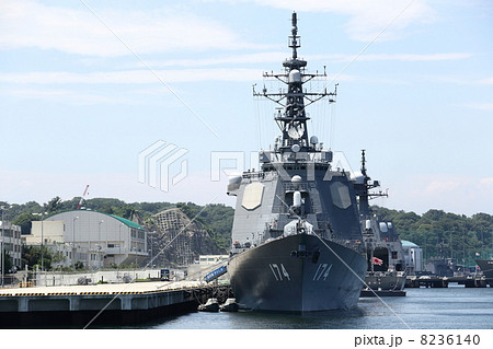 イージス艦 8236140