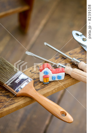 工具と家 工具と家 8239108