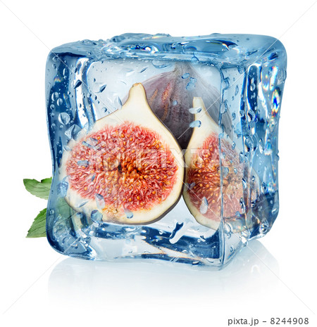 Sliced figs in ice cube Sliced figs in ice cube 8244908