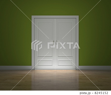 Closed doors 8245152