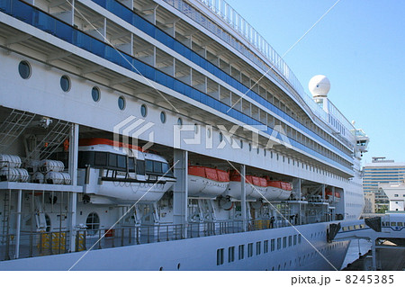 コスタビクトリアの入港風景 8245385