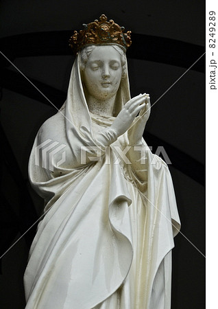 大浦天主堂の 聖母マリア像 長崎県長崎市南山手町 の写真素材 492