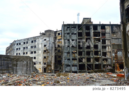 軍艦島(端島)の「30号棟･31号棟アパート」（長崎県長崎市） 8273495