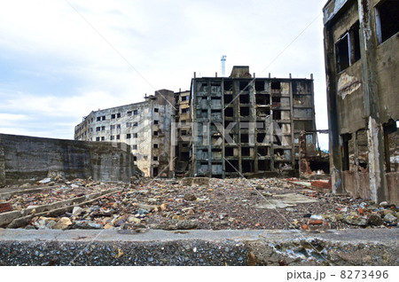 軍艦島(端島)の「30号棟・31号棟アパート」(長崎県長崎市) 軍艦島(端島)の「30号棟・31号棟アパート」(長崎県長崎市) 8273496