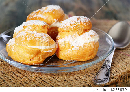 Cakes with custard. 8273839