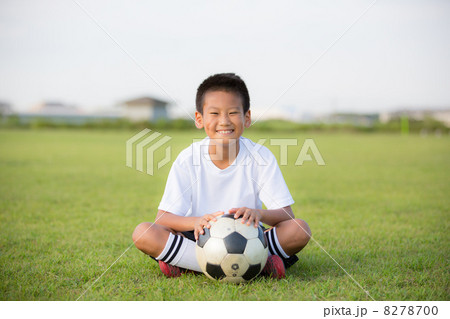 サッカー少年 8278700