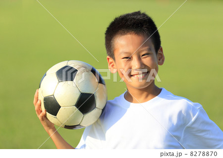 サッカー少年 8278870