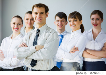Group of business people 8286859