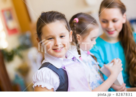 Children drawing and painting Children drawing and painting 8287831