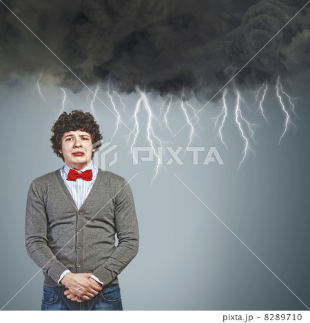 Young upset man 8289710