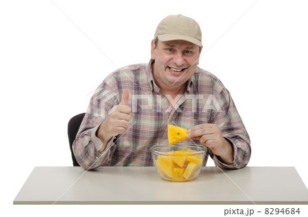 Peasant likes yellow watermelons 8294684