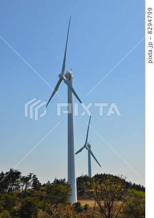 青山高原の風力発電 8294799