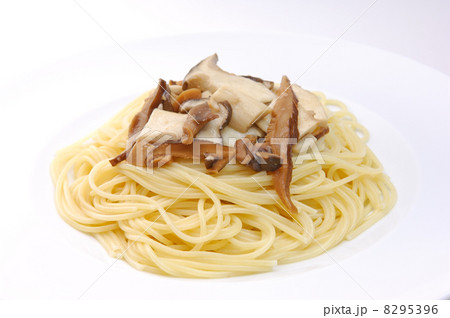 おいしいキノコパスタ おいしいキノコパスタ 8295396