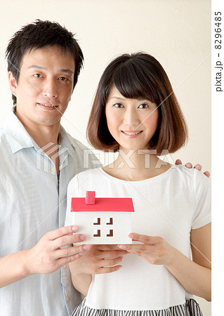 夫婦で家を購入 8296485