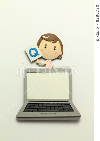 ペーパークラフトのパソコン 8296730