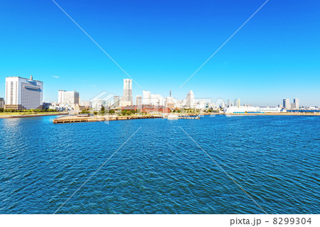 横浜みなとみらい(横浜市中区、大さん橋より) 8299304