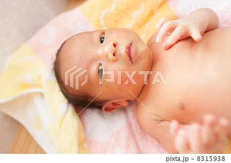 生後3週間 8315938