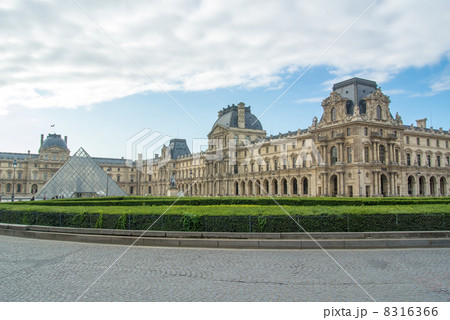 ルーブル パリ ルーブル パリ 8316366