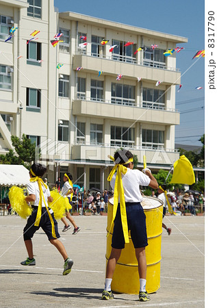 運動会の応援団の写真素材