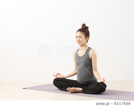 マタニティヨガ 8317836