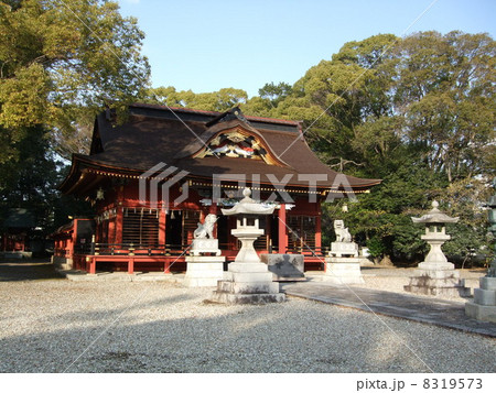 拝殿 8319573