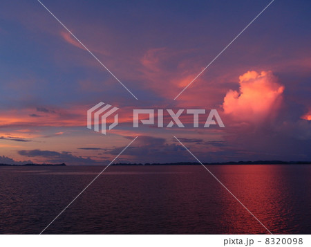 海と夕焼け 海と夕焼け 8320098