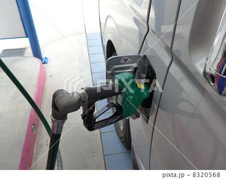 ガソリンスタンド  ガソリンスタンド  8320568