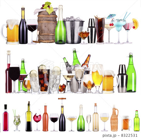 Set of different alcoholic drinks and cocktails Set of different alcoholic drinks and cocktails 8322531