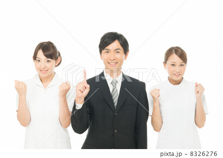 看護師とビジネスマン 8326276