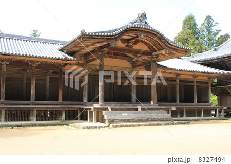 兵庫県姫路市書写にある圓教寺(常行堂) 兵庫県姫路市書写にある圓教寺(常行堂) 8327494