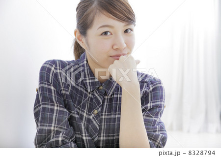 女性ポートレート 8328794