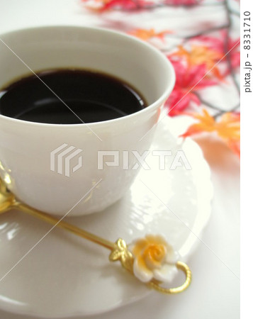 秋 コーヒータイム 秋 コーヒータイム 8331710