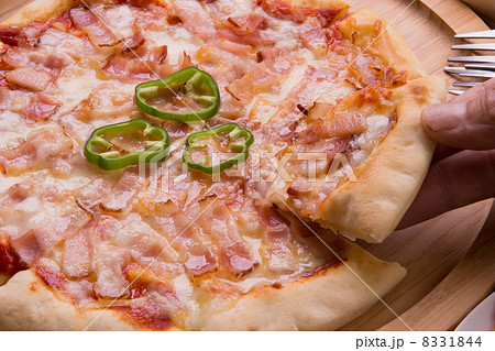 ベーコンピザ ベーコンピザ 8331844