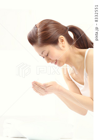 洗顔 洗顔 8332551