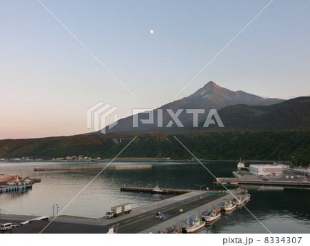 利尻富士の夕陽 8334307